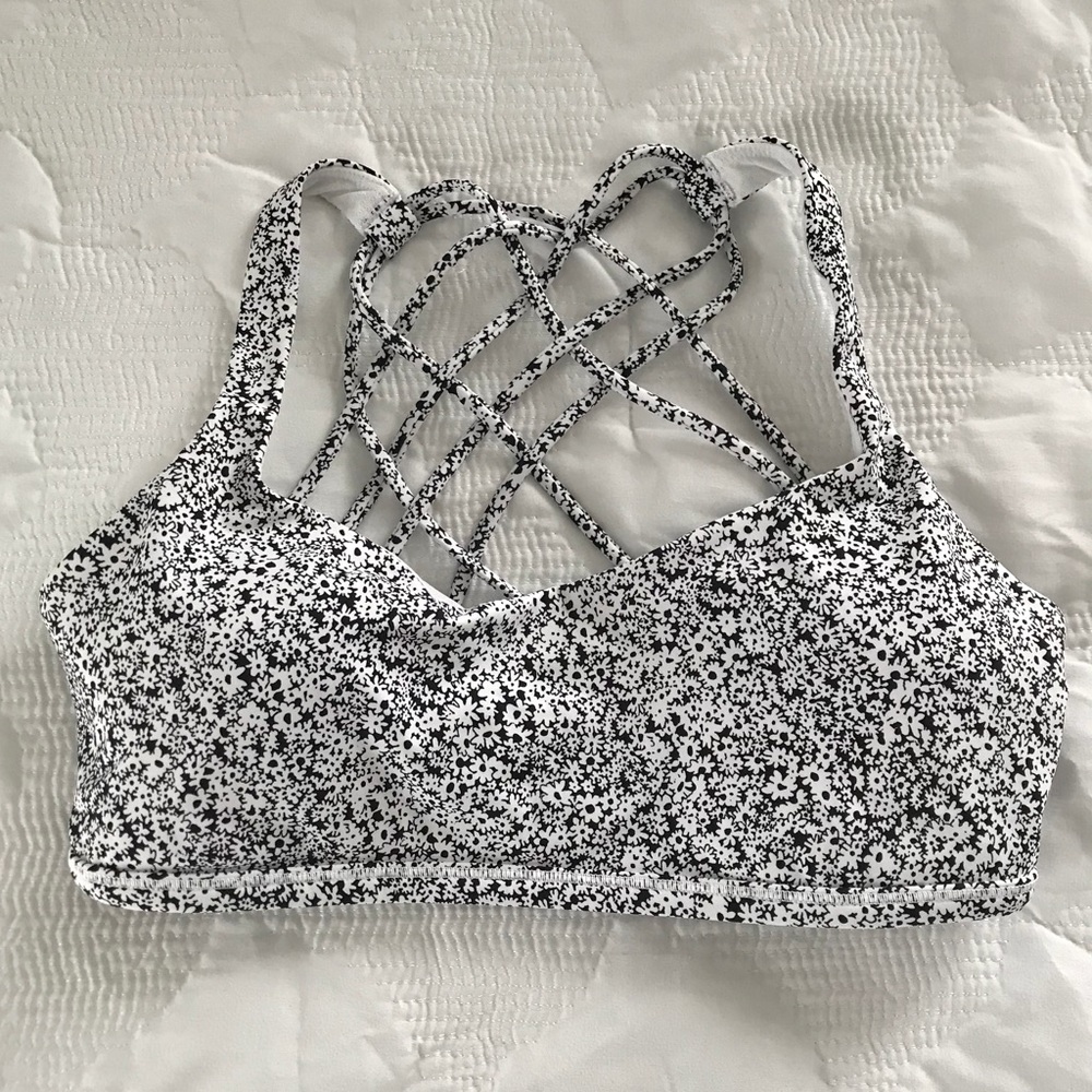 Lululemon Free to Be (Wild) Bra